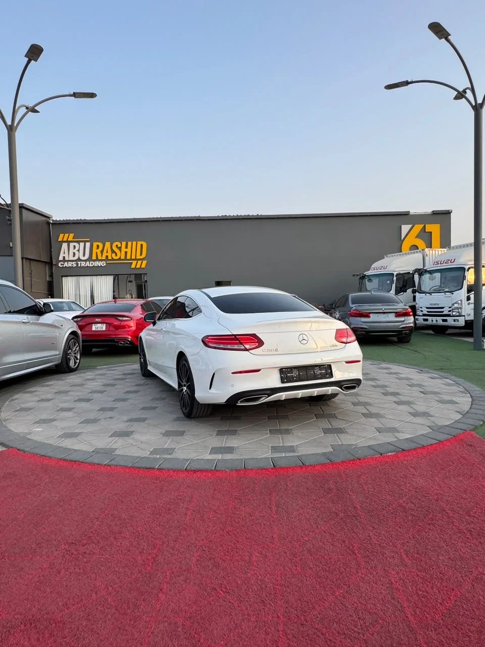 2018 Mercedes-Benz C-Class photo 4