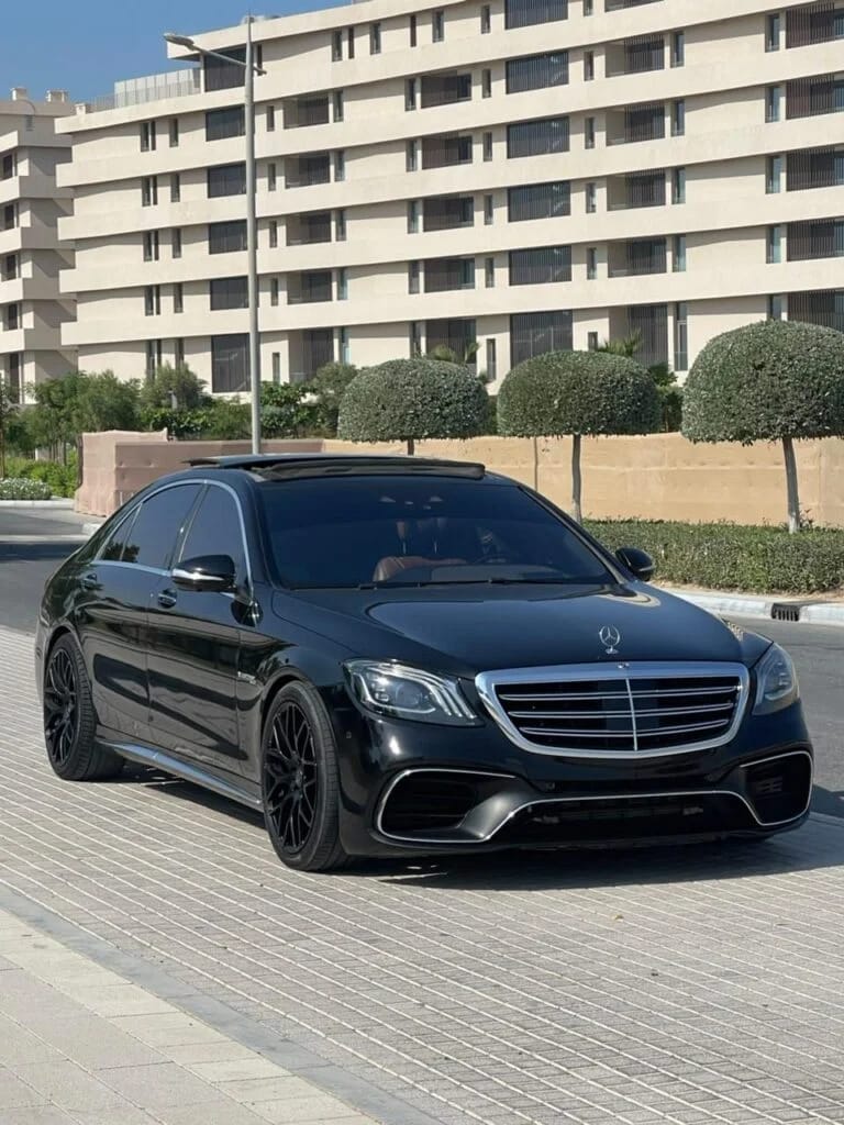 2018 Mercedes-Benz S-Class photo 2