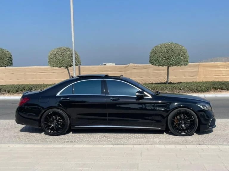 2018 Mercedes-Benz S-Class photo 3