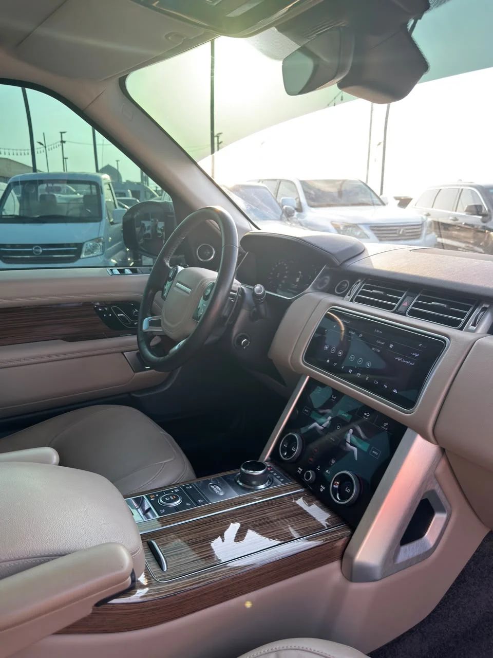 2018 Land Rover Range Rover Vogue photo 5
