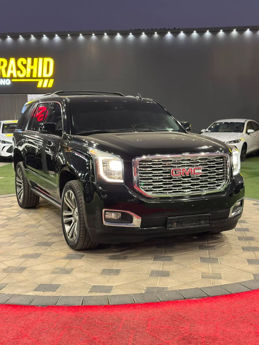 2019 GMC Yukon photo 3