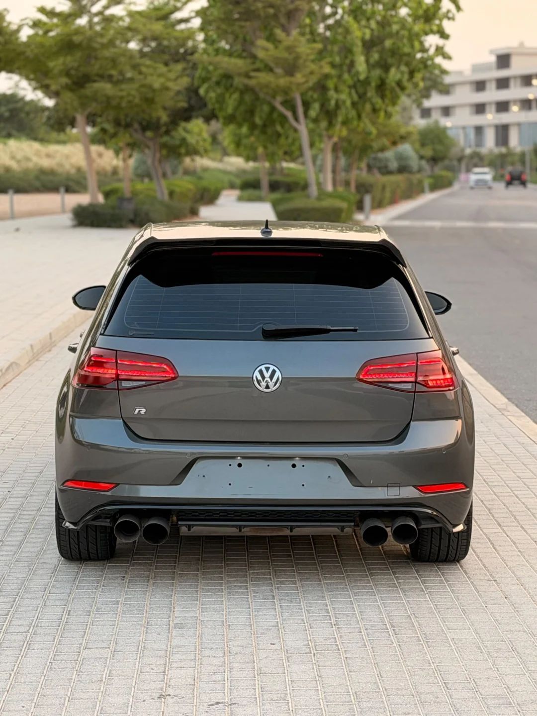 2019 Volkswagen Golf photo 4