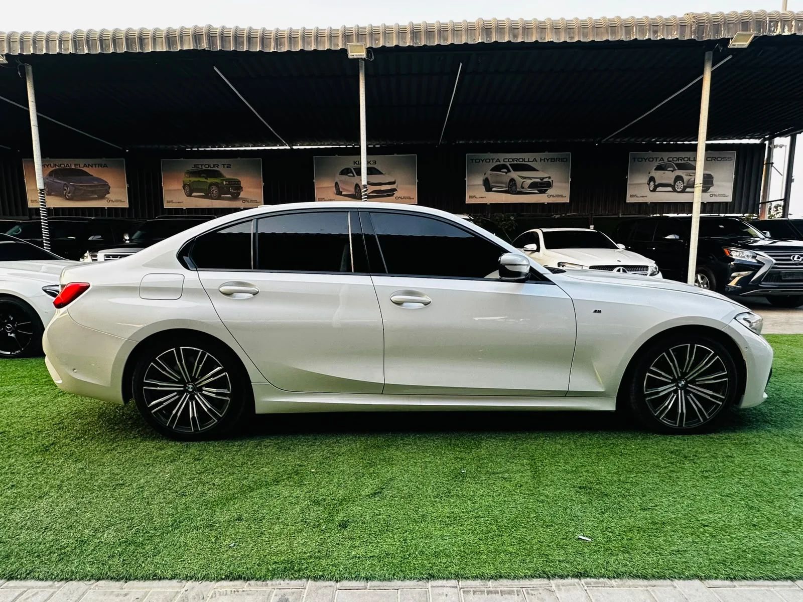 2020 BMW 3 Series photo 4