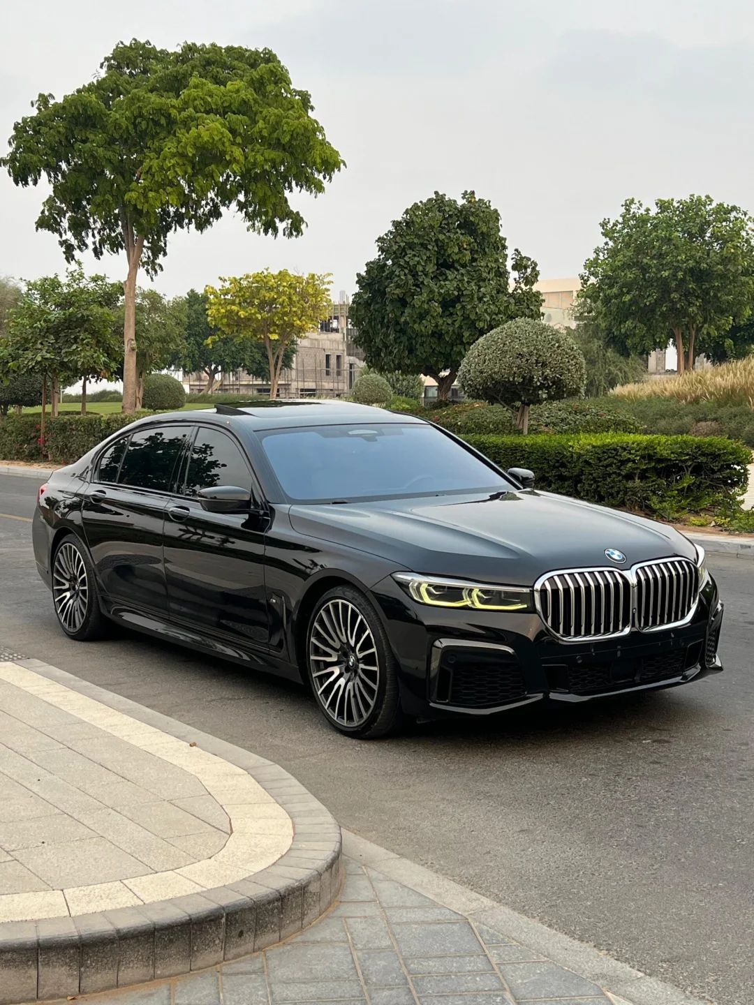 2020 BMW 7 Series photo 3
