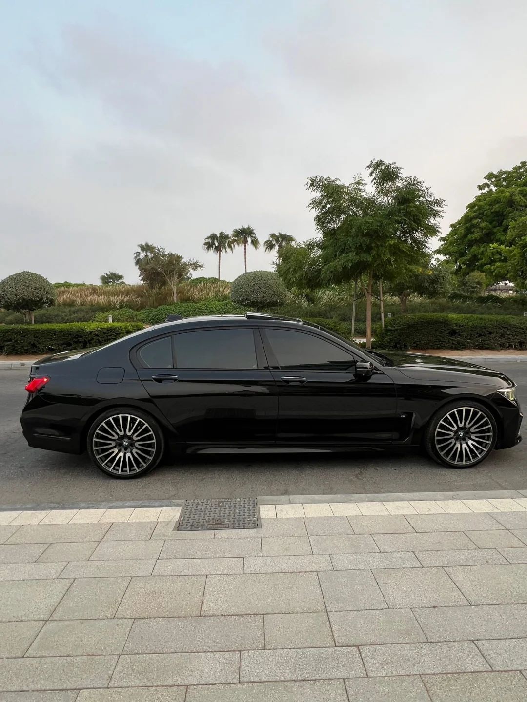 2020 BMW 7 Series photo 4