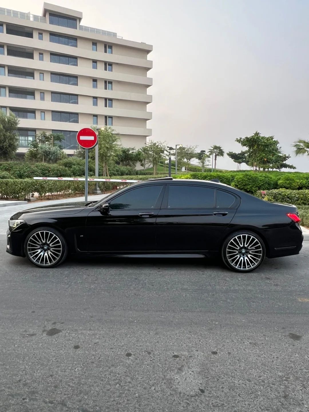 2020 BMW 7 Series photo 5