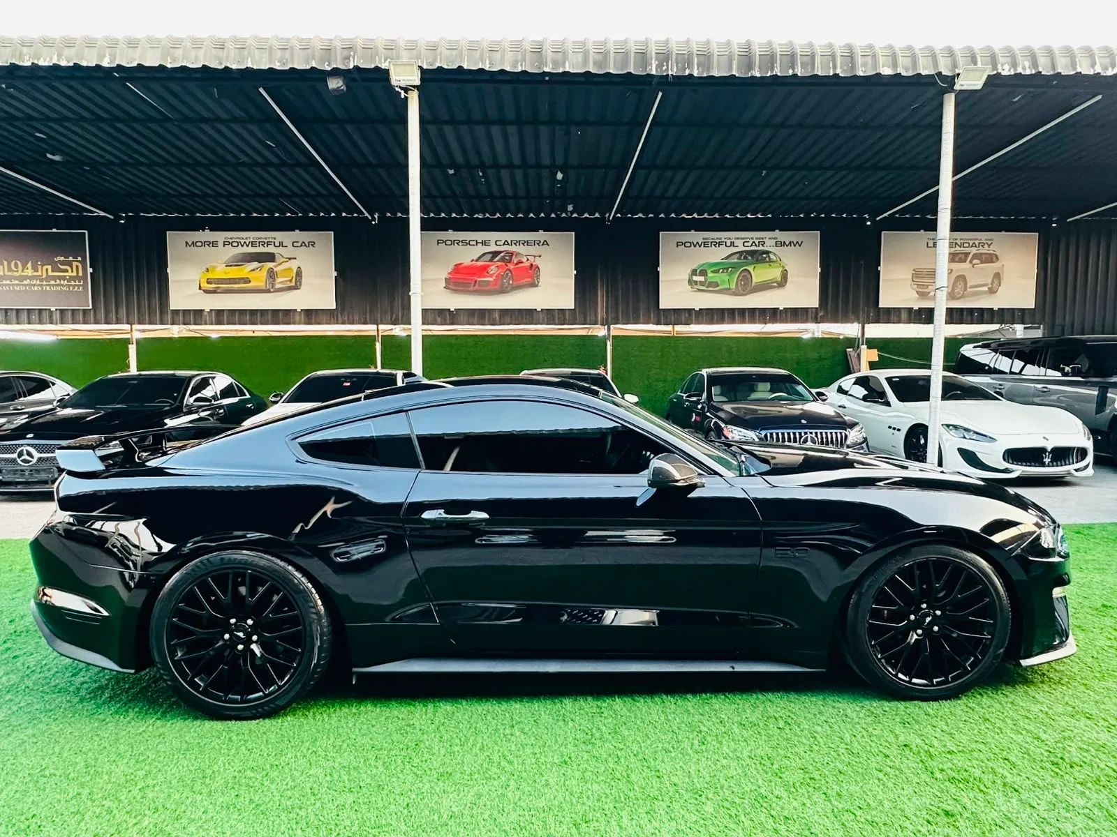 2020 Ford Mustang photo 4