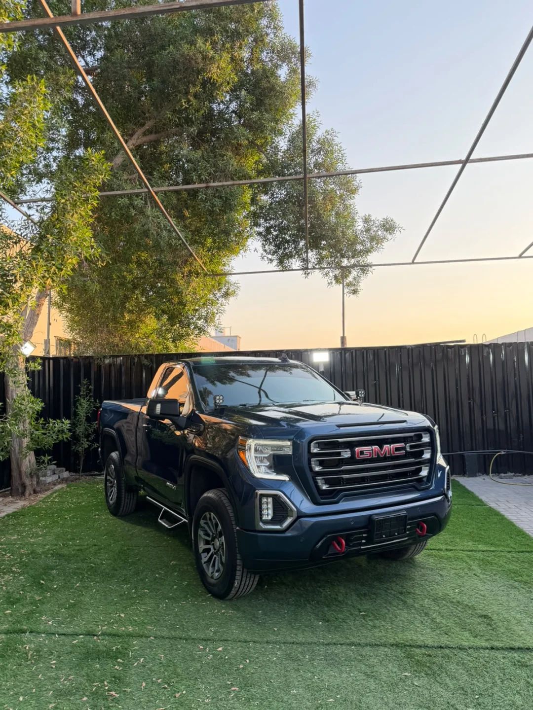 2020 GMC Sierra photo 3