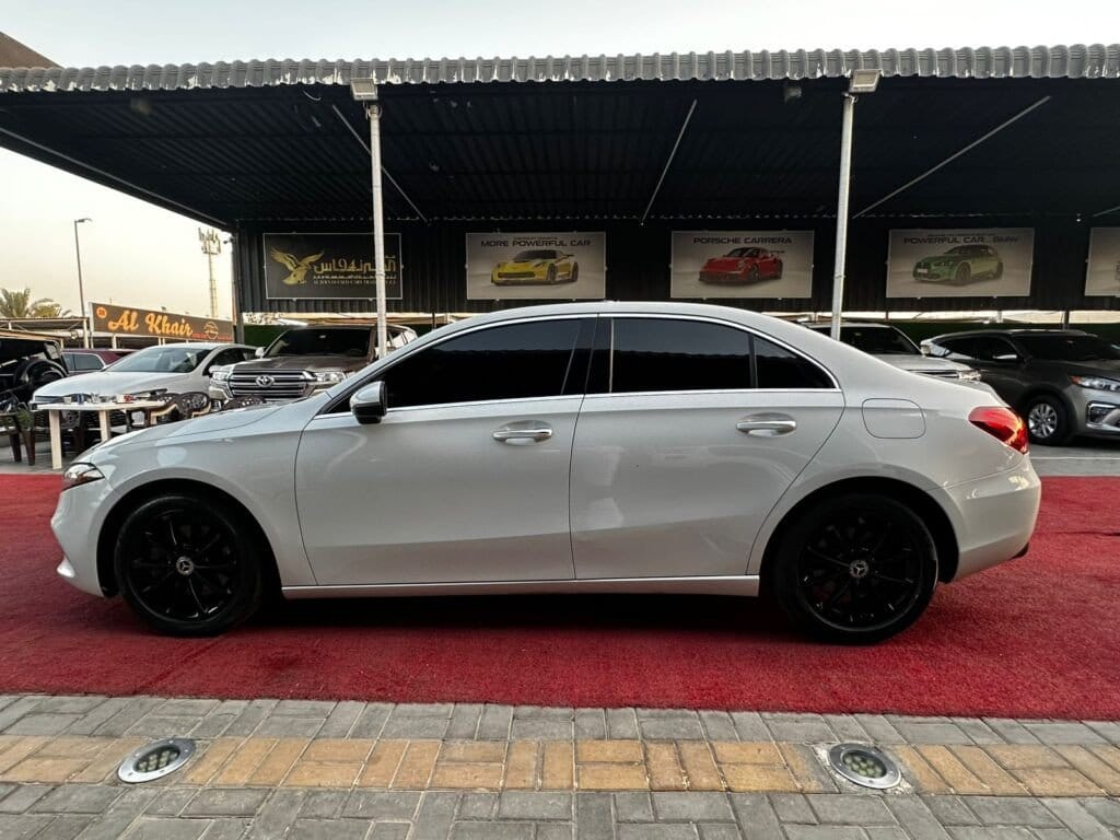 2020 Mercedes-Benz A-Class photo 3