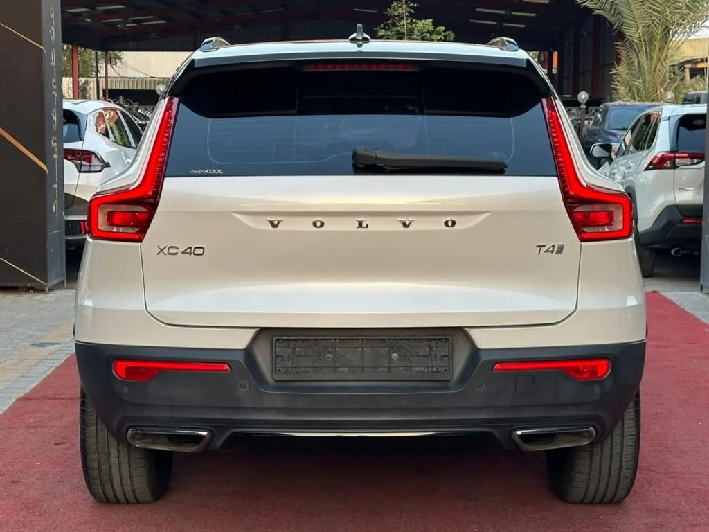 2020 Volvo XC40 photo 4