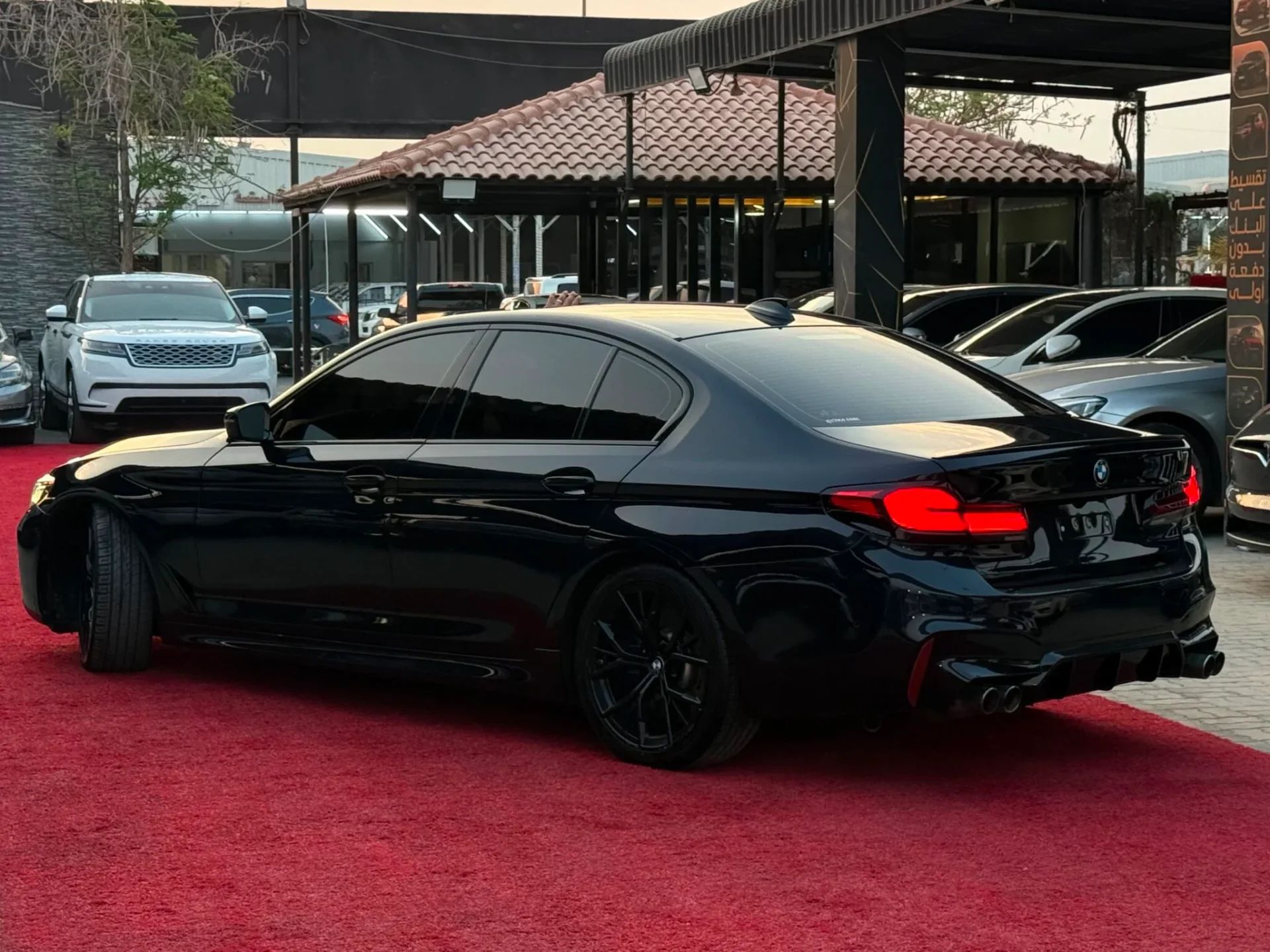 2021 BMW 5 Series photo 4