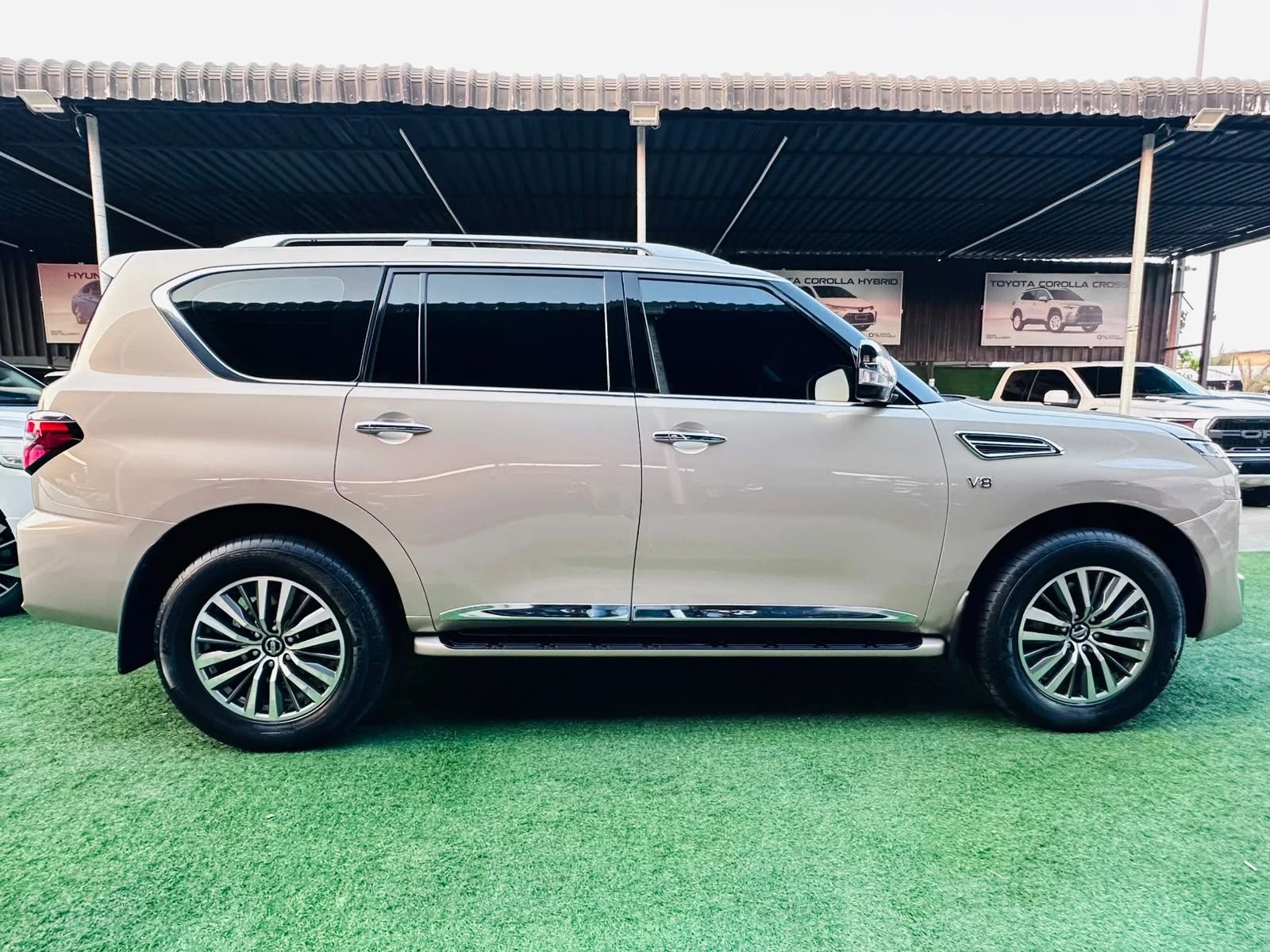 2021 Nissan Patrol photo 4