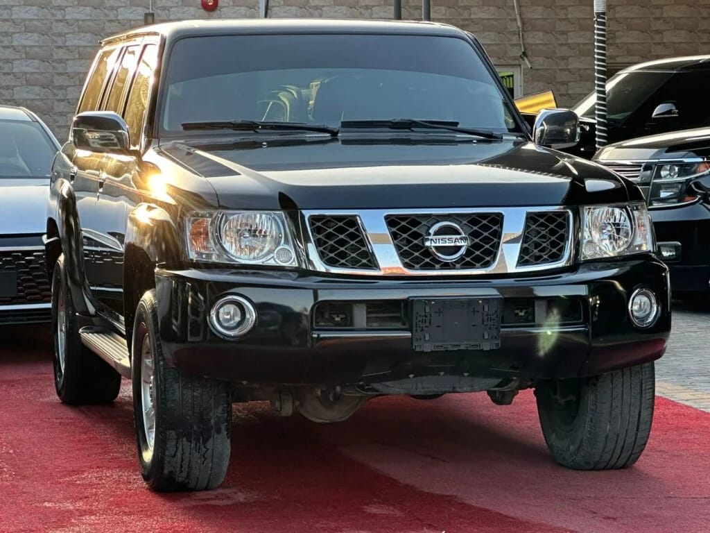 2021 Nissan Patrol Safari photo 2