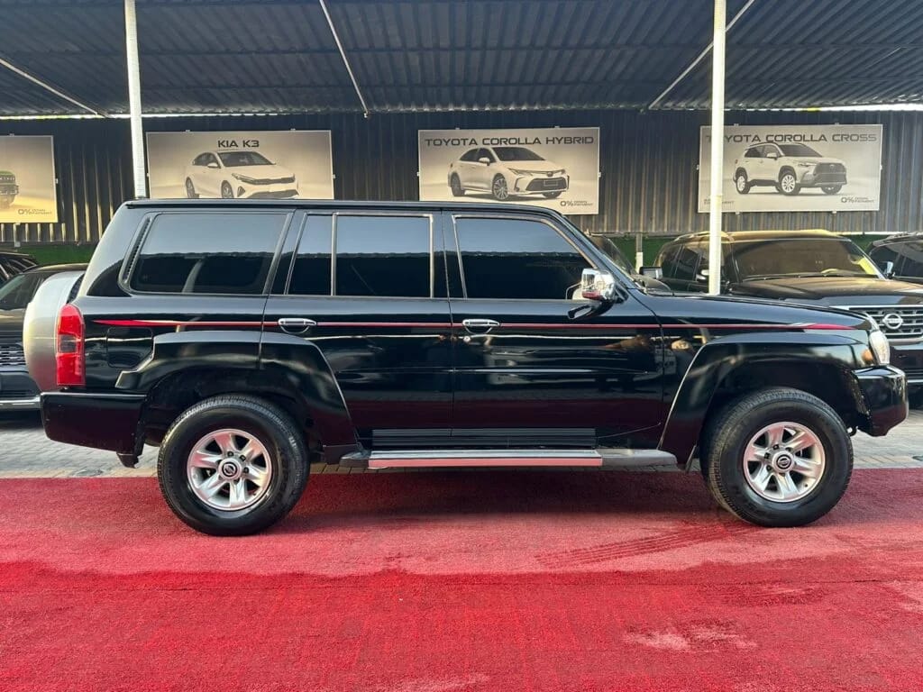 2021 Nissan Patrol Safari photo 3