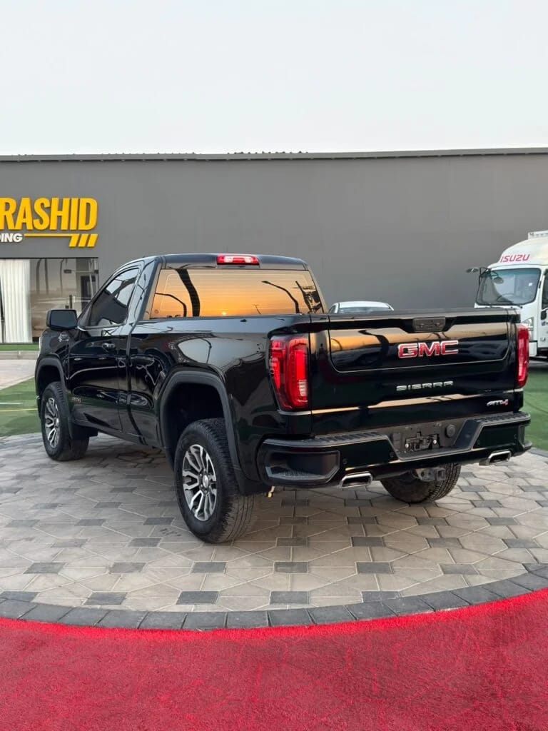 2022 GMC Sierra photo 5