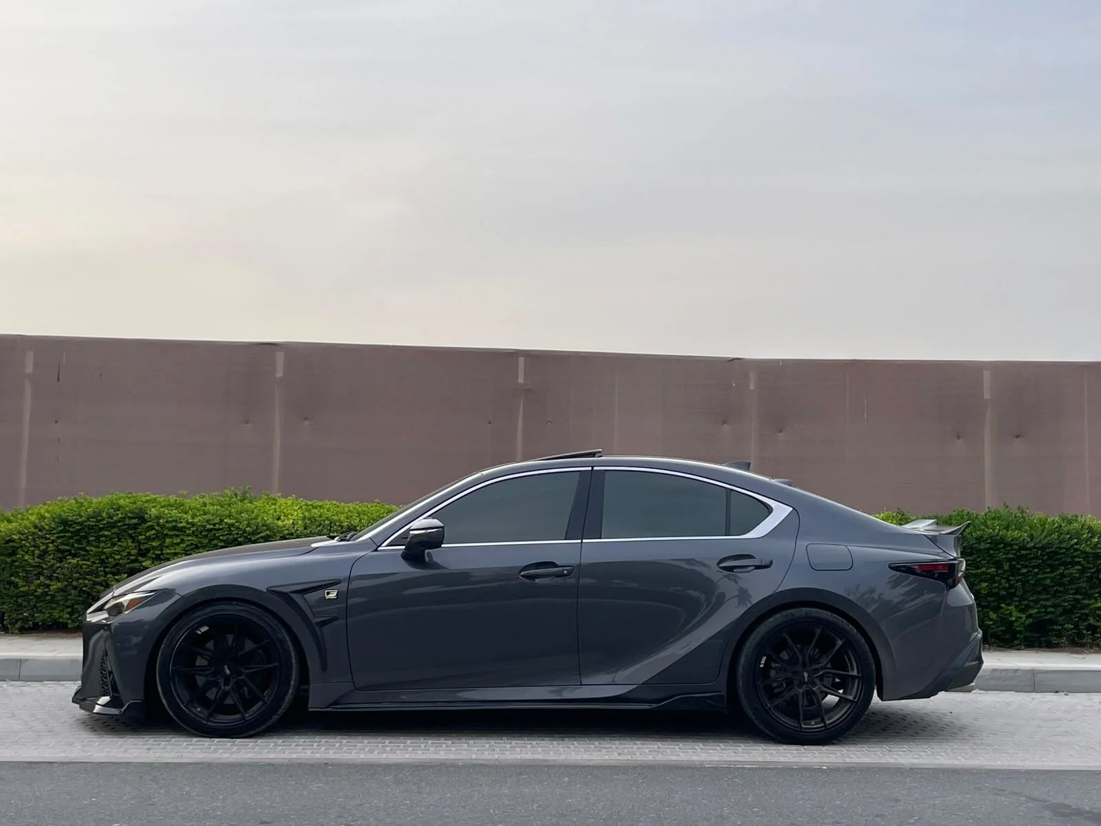 2022 Lexus IS photo 4
