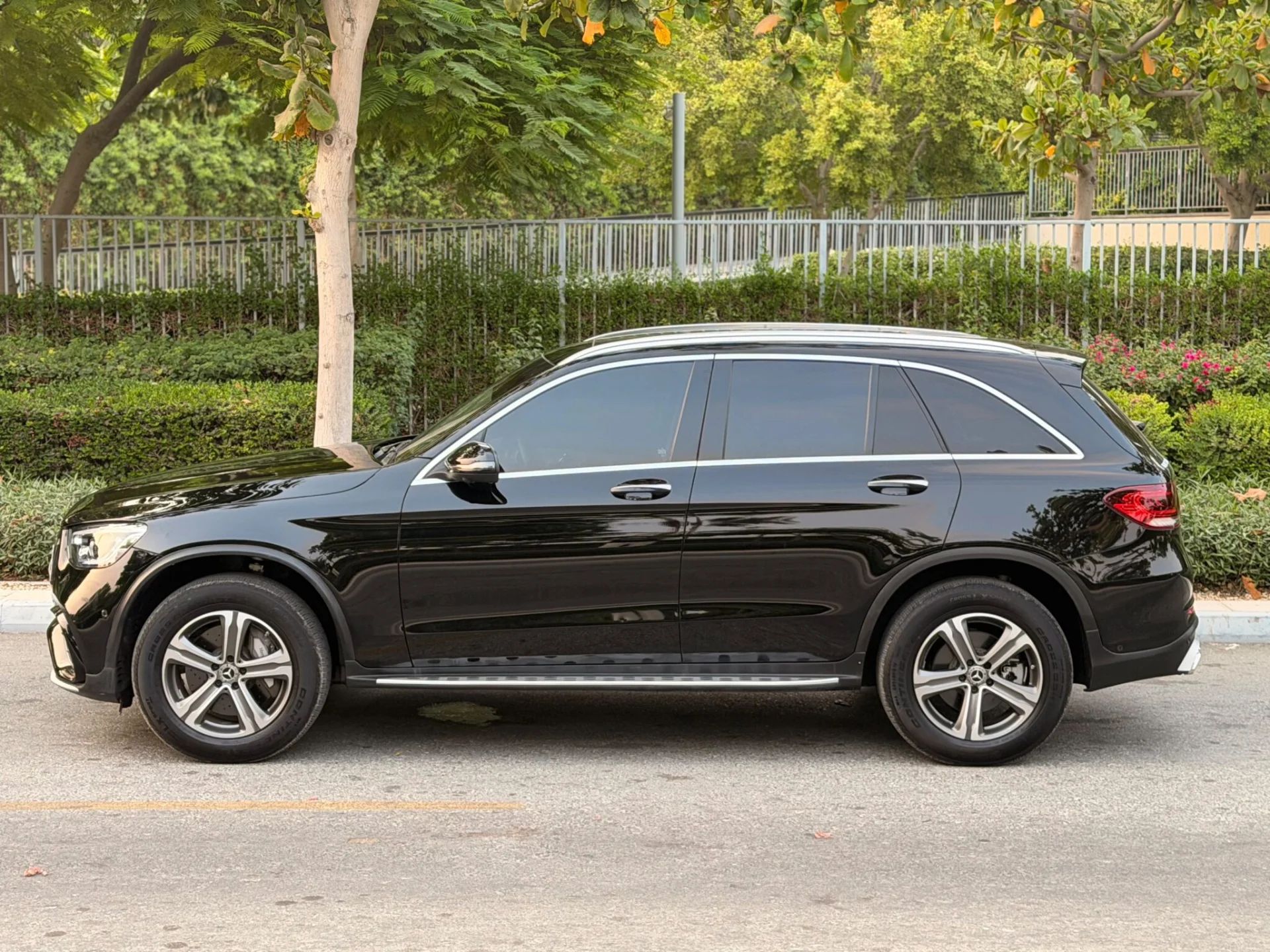 2022 Mercedes-Benz GLC photo 4