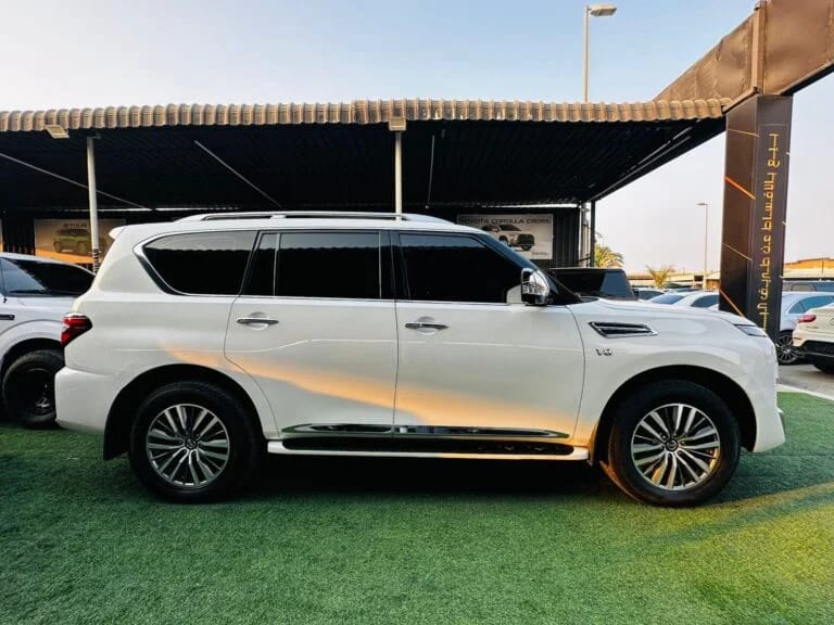 2020 Nissan Patrol photo 4