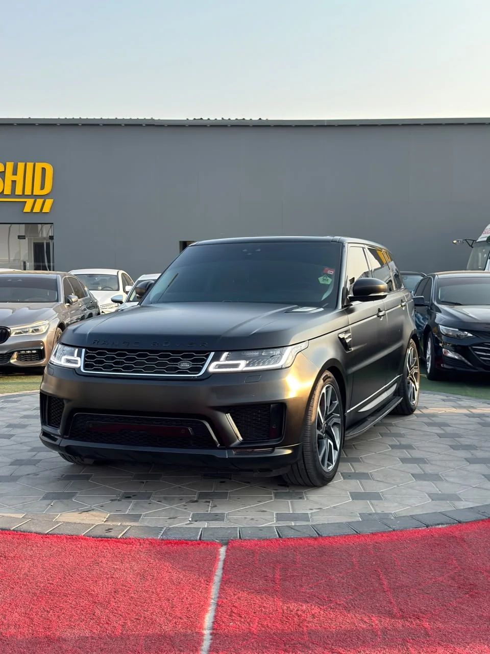 2020 Land Rover Range Rover Sport photo 2