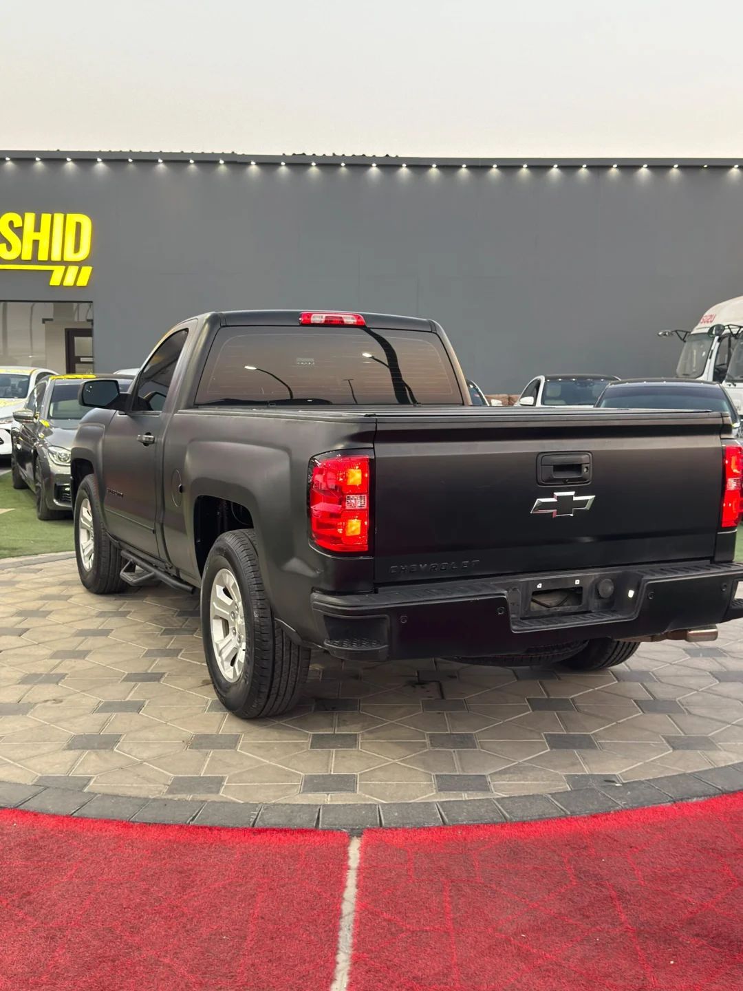 2015 Chevrolet Silverado photo 4