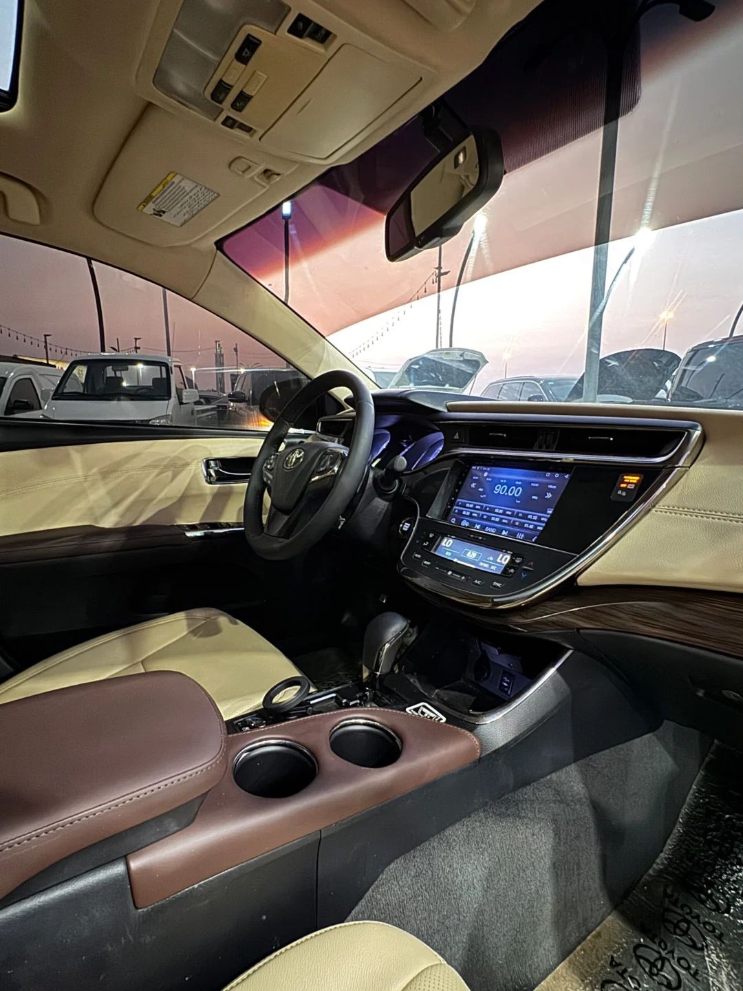2013 Toyota Avalon photo 4