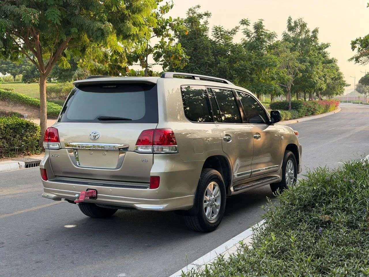 2011 Toyota Land Cruiser photo 5
