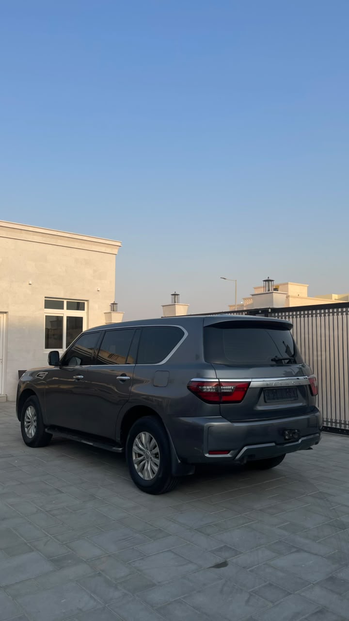 2014 Nissan Patrol photo 4