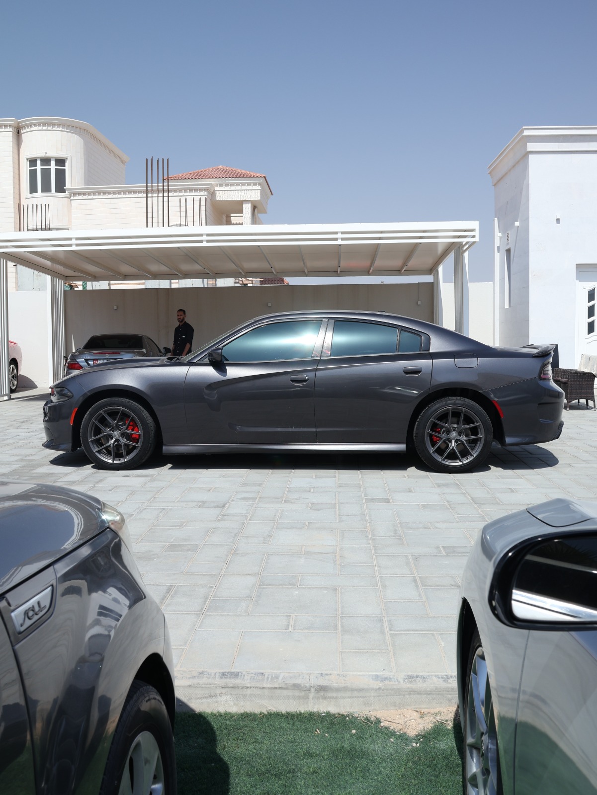 2019 Dodge Charger photo 3