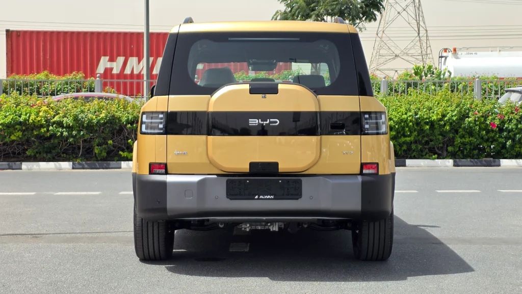 2027 BYD Tang photo 2