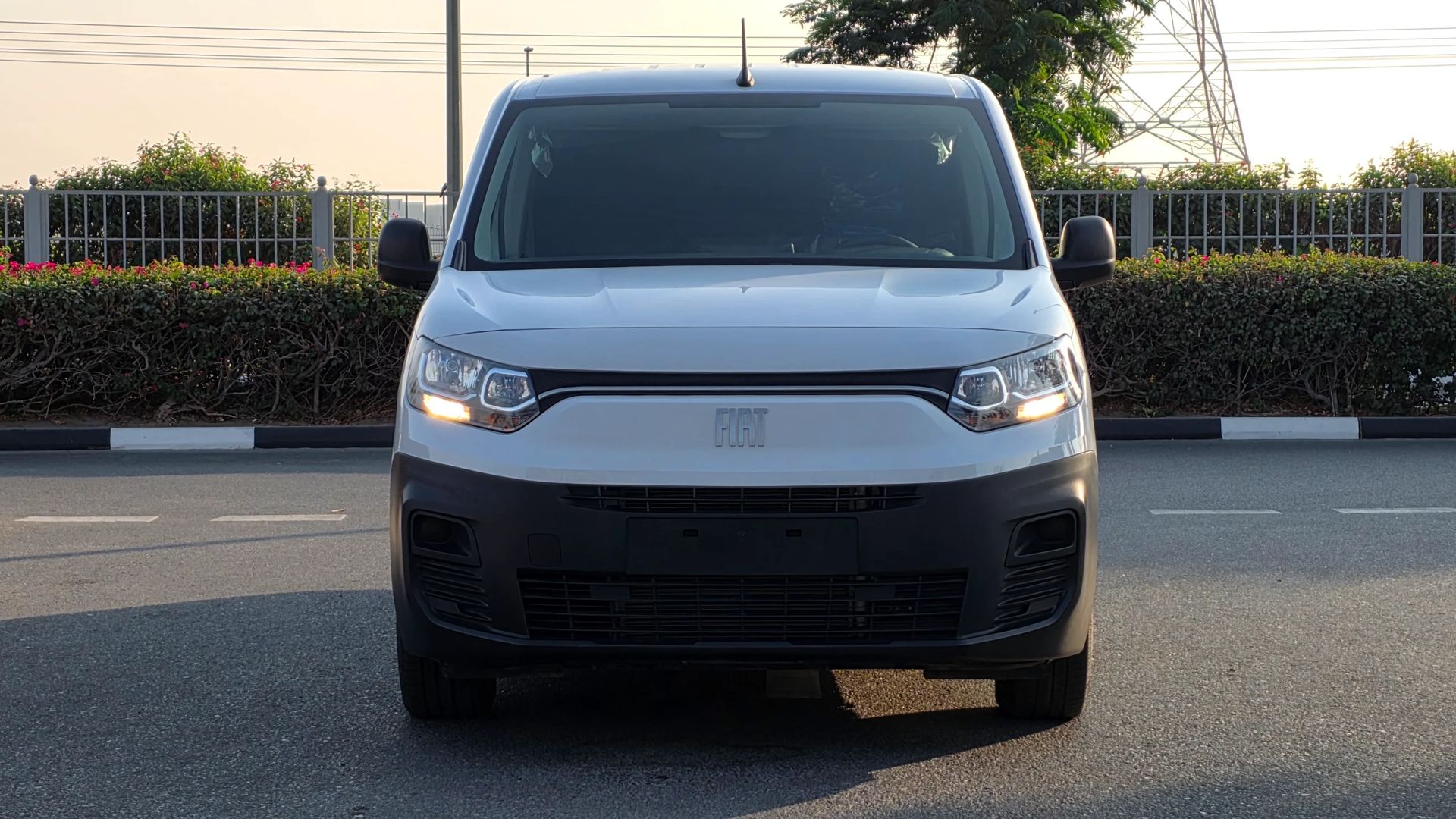 2024 Fiat DOBLO photo 3