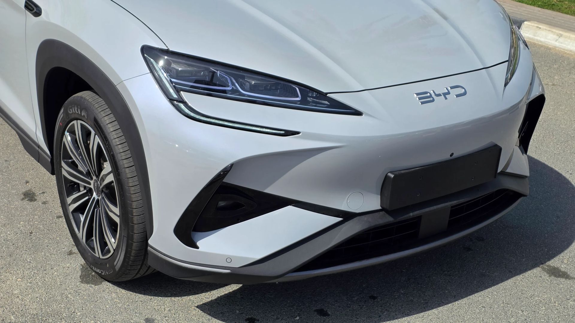 2026 BYD Sealion 7 photo 2