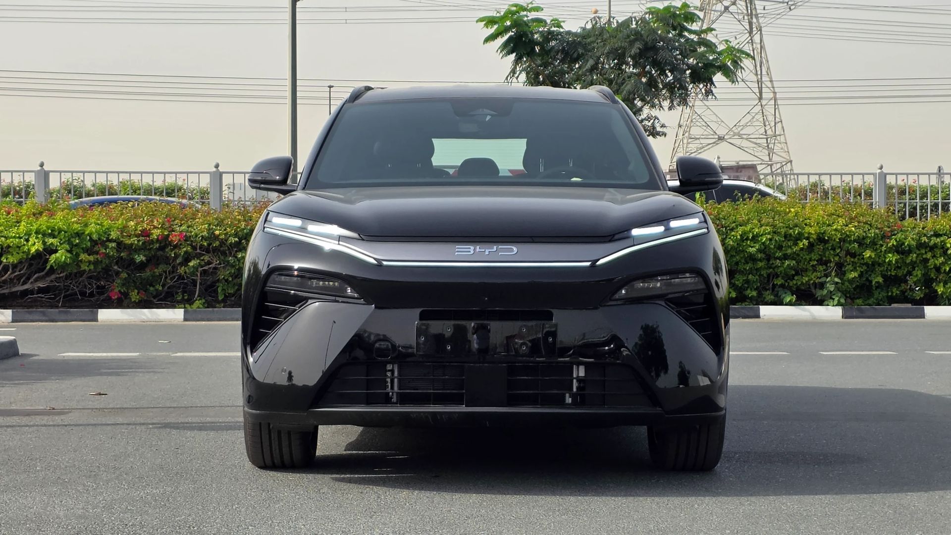 2026 BYD Atto 8 photo 3