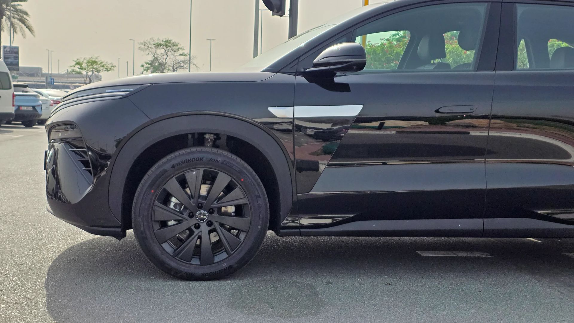 2026 BYD Atto 8 photo 5