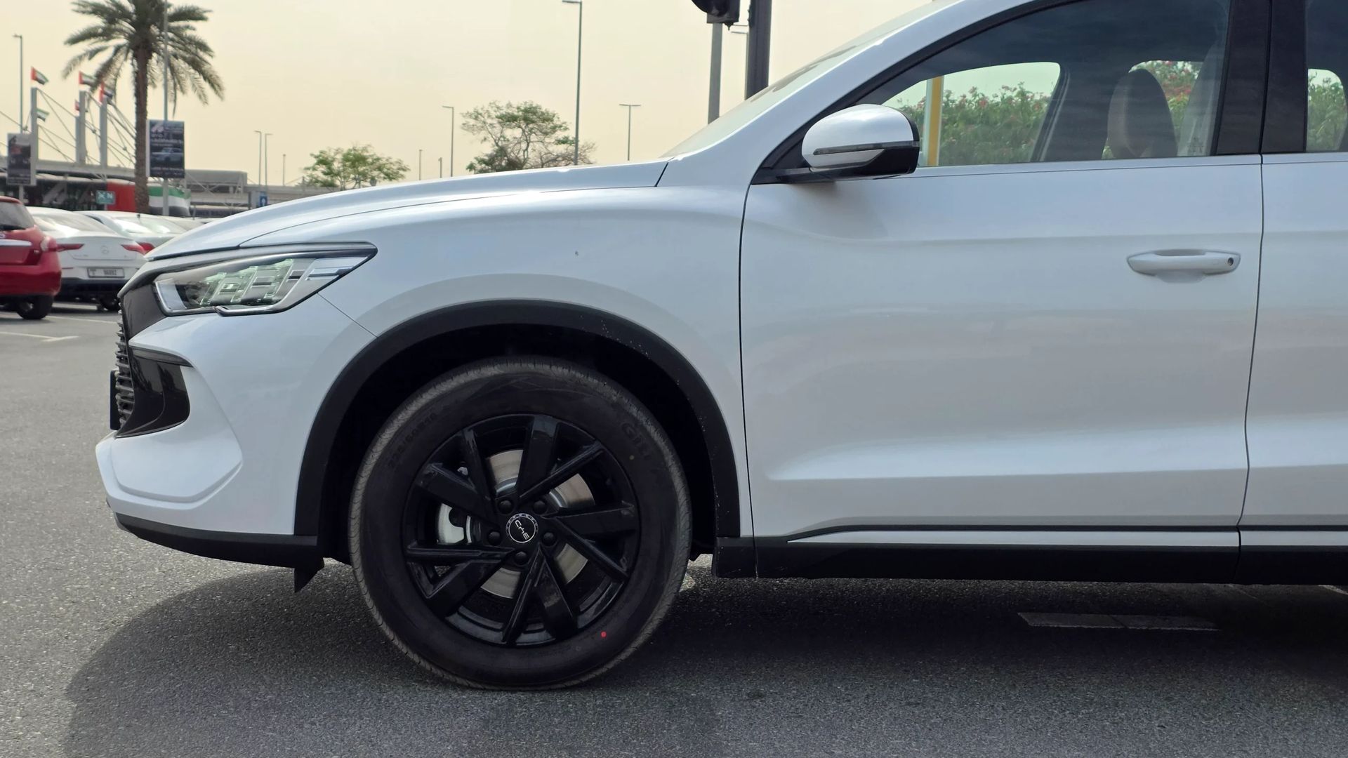 2026 BYD Sealion 5 photo 5