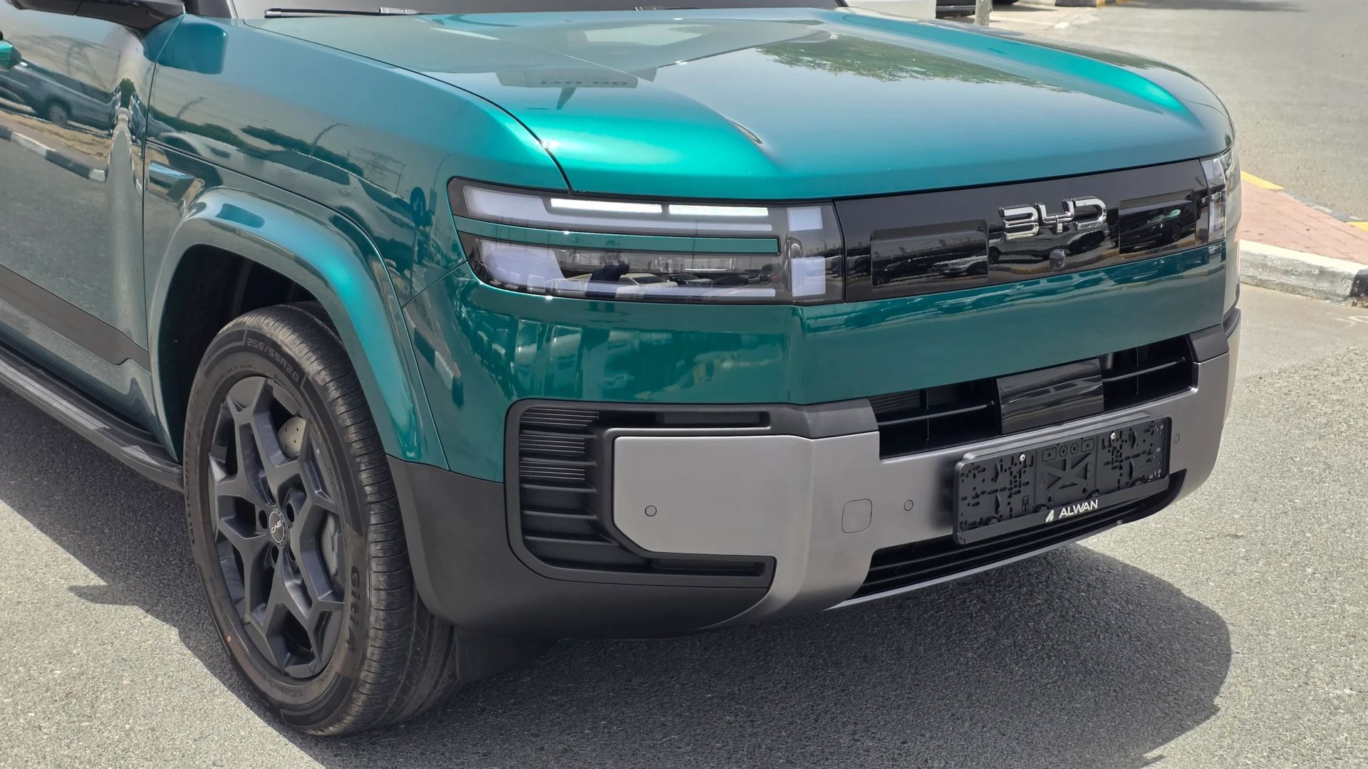 2027 BYD Ti 7 photo 2