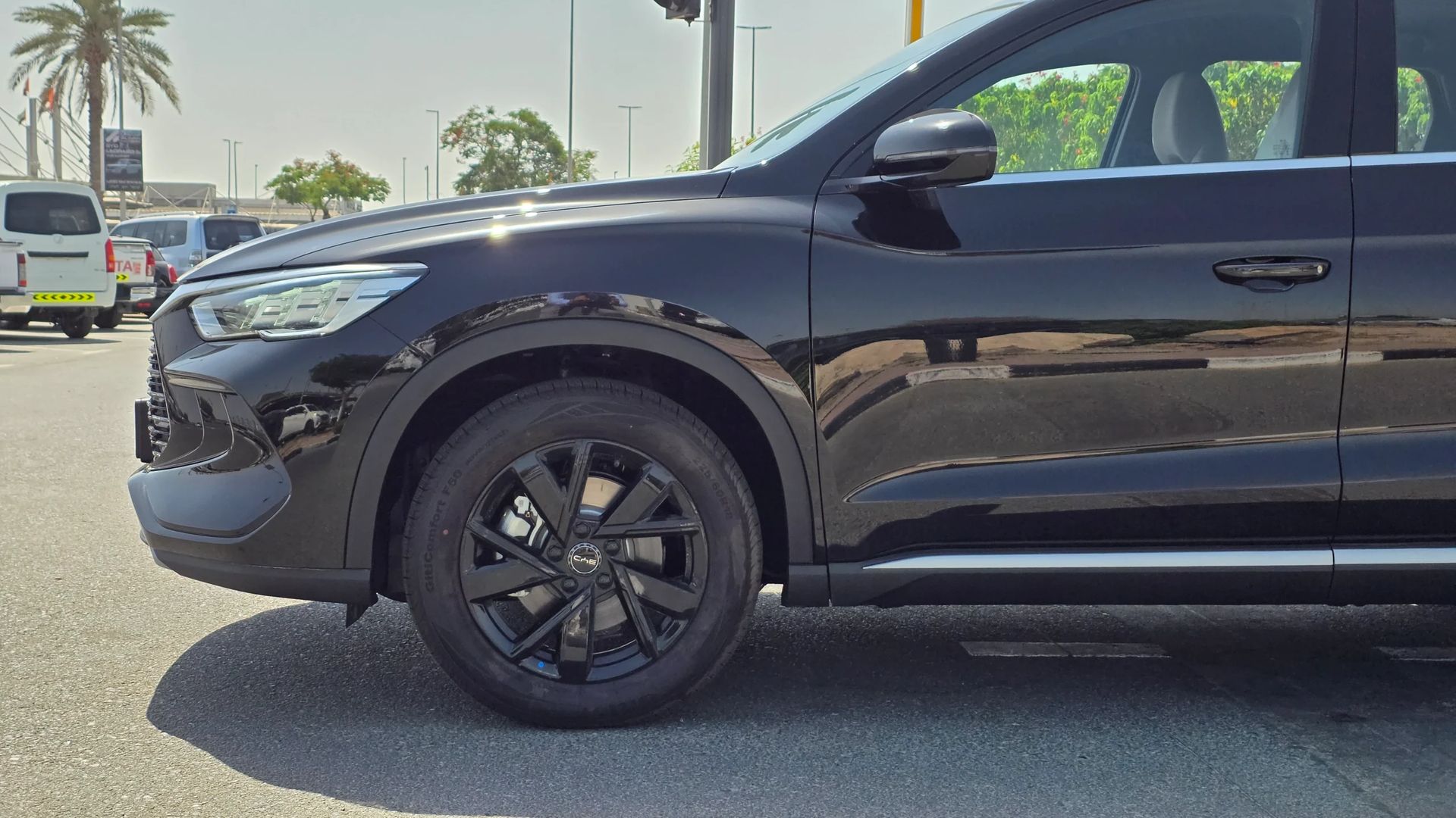 2026 BYD Sealion 5 photo 5