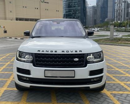 Range Rover SE 5.0L V8 – Available for Sale
