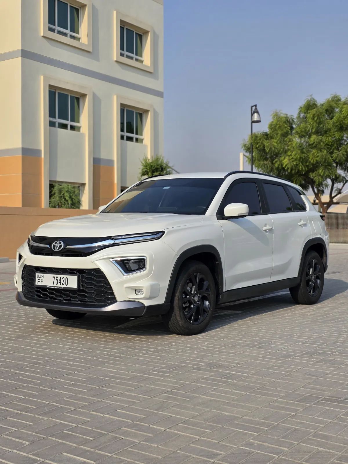 2025 Toyota Urban Cruiser photo 3