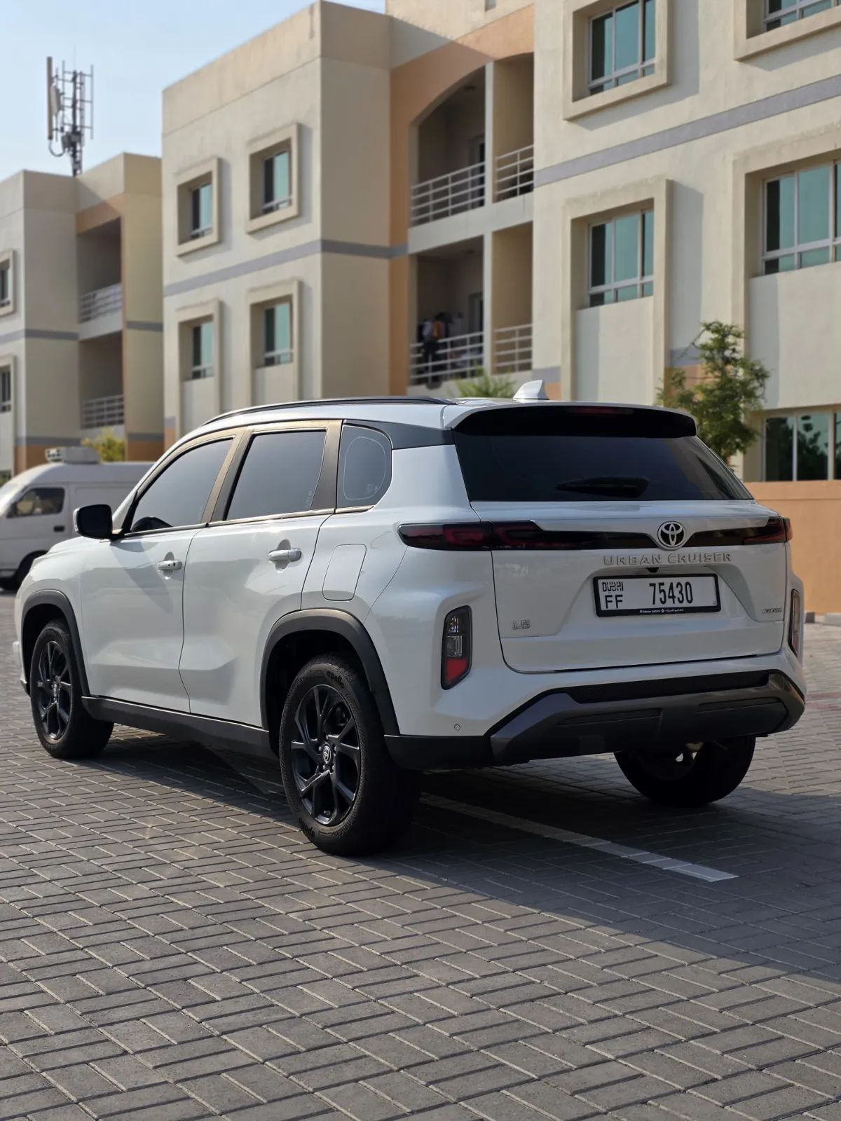 2025 Toyota Urban Cruiser photo 4