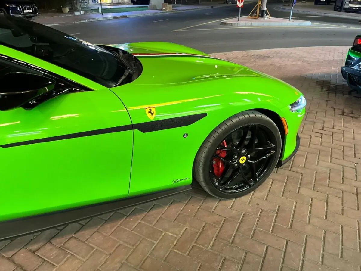 2023 Ferrari Roma photo 2