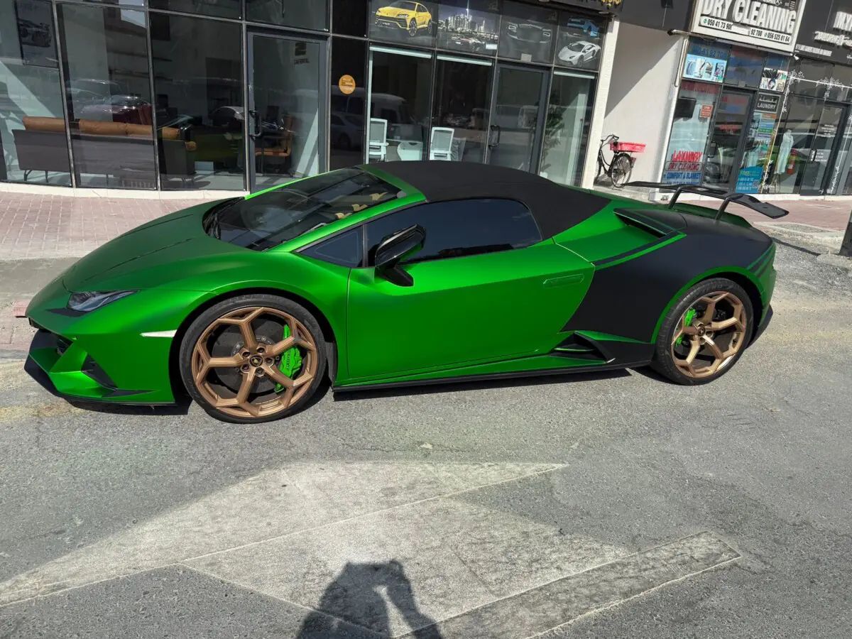 2022 Lamborghini Evo Spyder photo 5