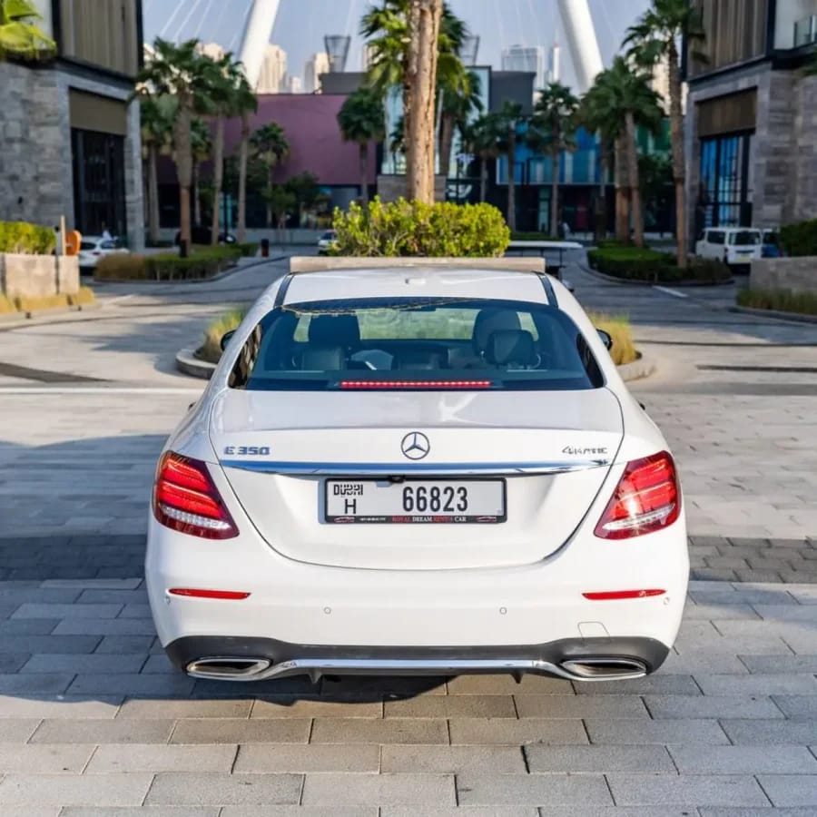 2020 Mercedes-Benz Benz E350 photo 3