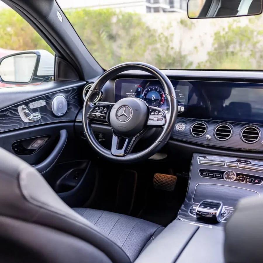 2020 Mercedes-Benz Benz E350 photo 5