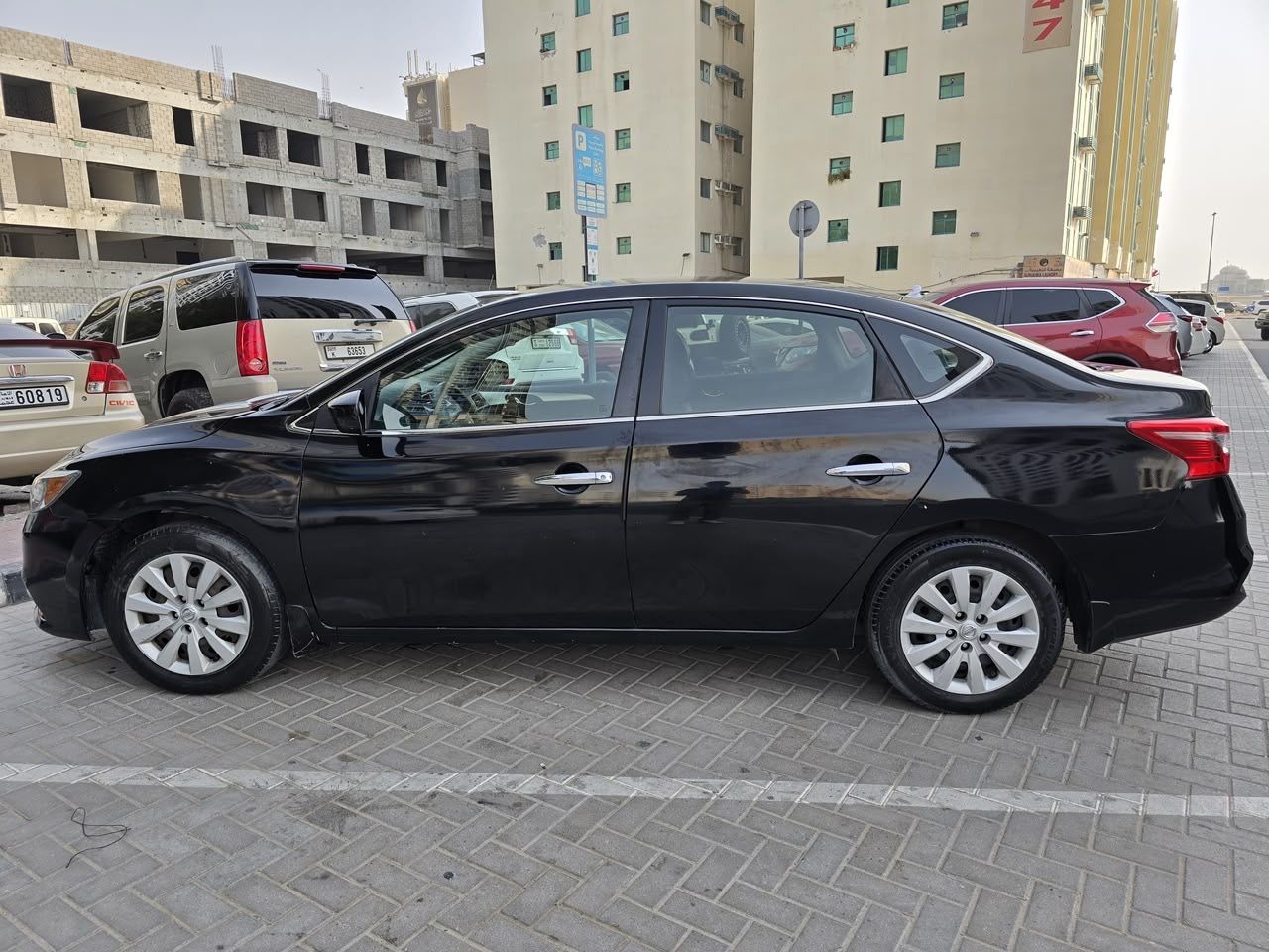 2016 Nissan Sentra photo 2
