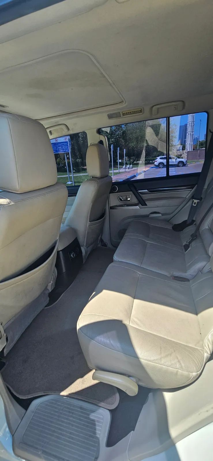 2016 Mitsubishi Pajero photo 4