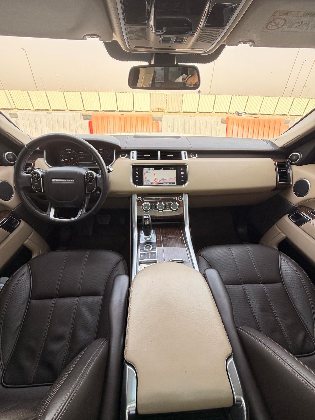2014 Land Rover Range Rover Sport photo 2