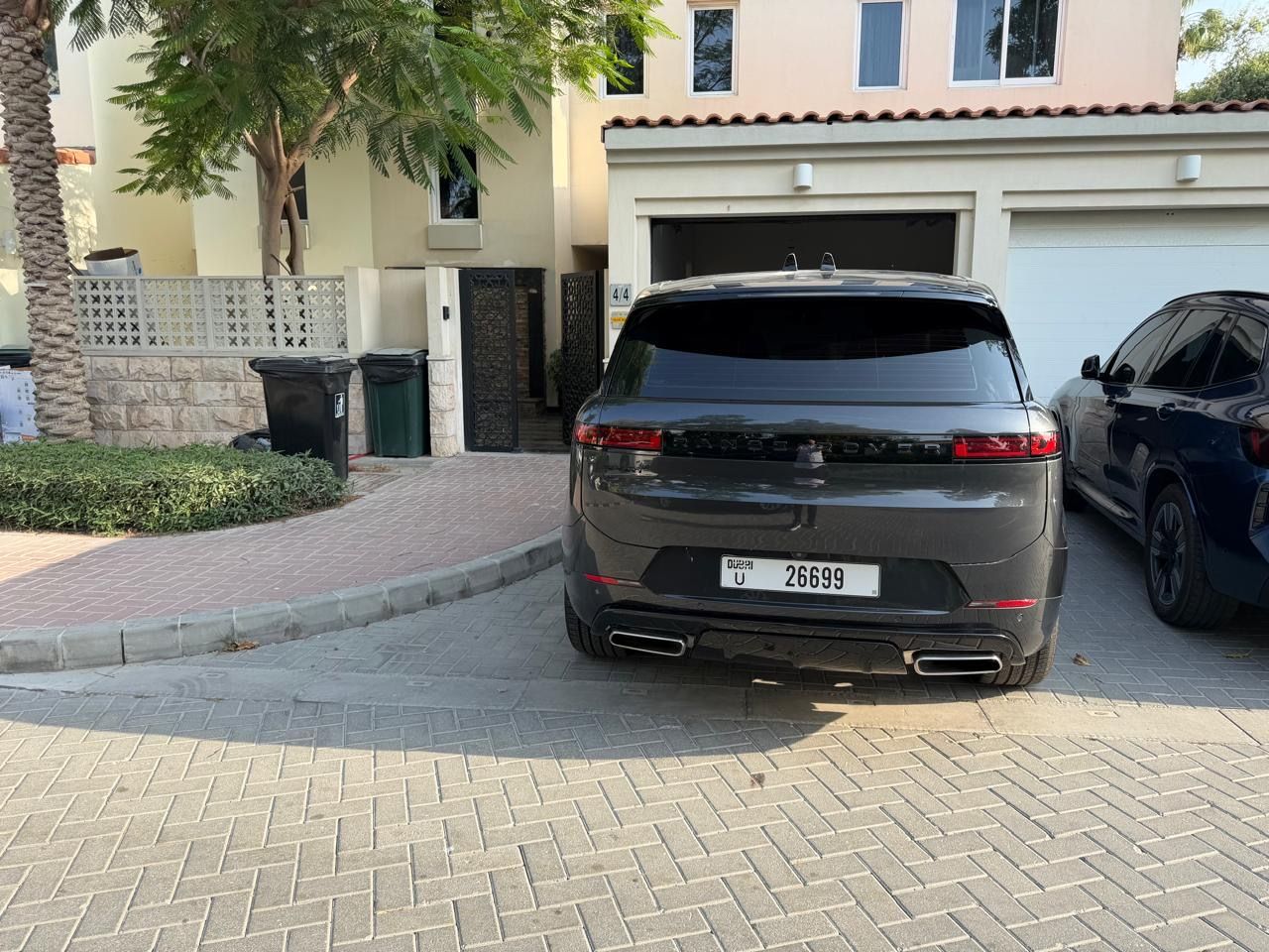 2024 Land Rover Range Rover Sport photo 4