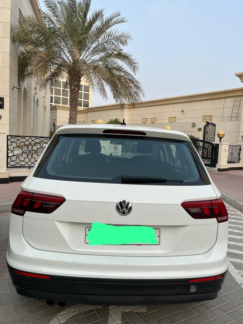 2018 Volkswagen Tiguan photo 3