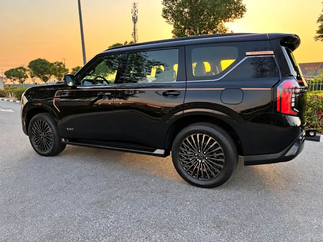 2027 Nissan Patrol photo 2