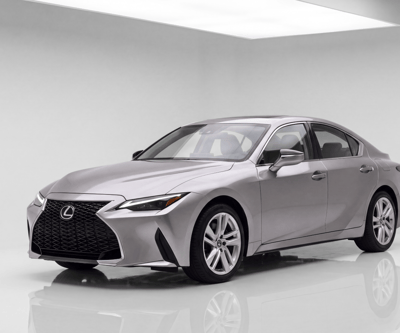 2025 Lexus IS300 Premier